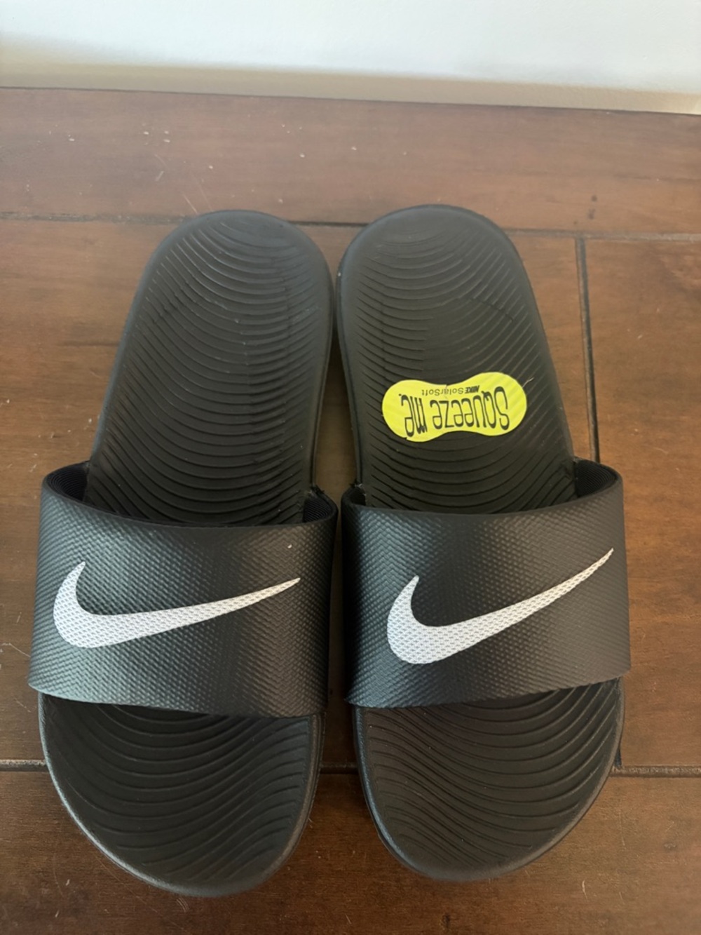 Nike Black and White Slides - Size 3